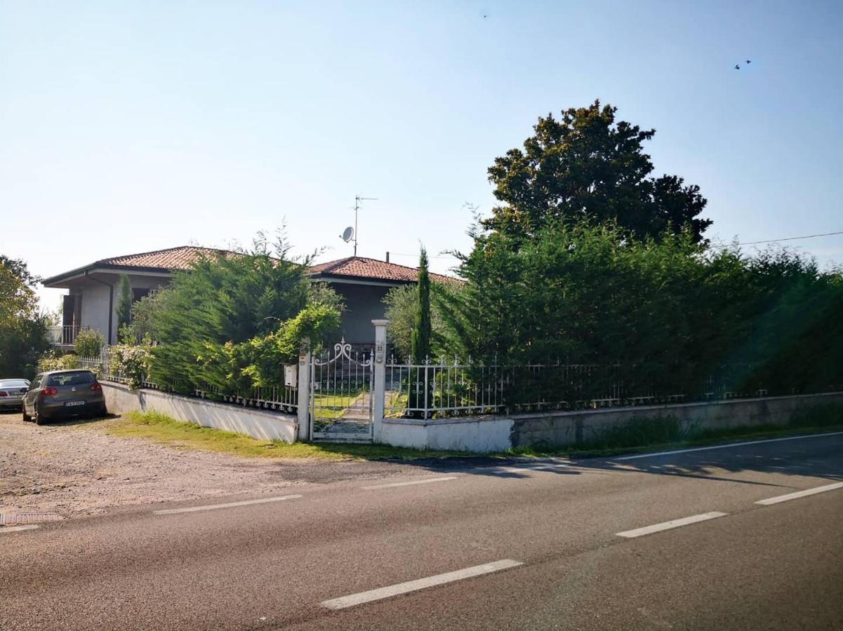 ポンティ・スル・ミンチョ Casa Bellaゲストハウス エクステリア 写真